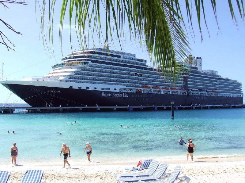 Croaziera 2027 - Caraibe si America Centrala (Fort Lauderdale, Florida) - Holland America Line - Eurodam - 7 nopti
