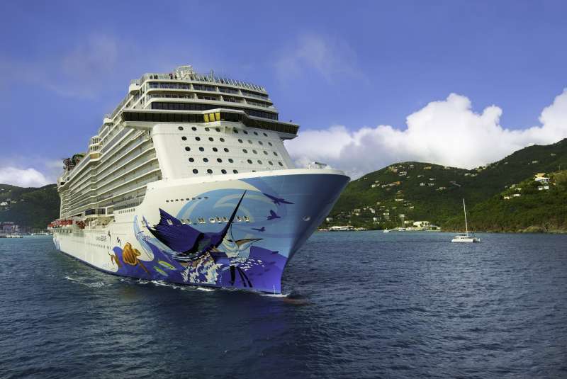 Croaziera 2028 - Caraibe si America Centrala (Galveston, TX) - Norwegian Cruise Line - Norwegian Escape - 8 nopti