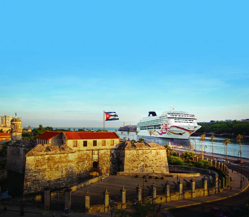 Croaziera 2026 - Caraibe si America Centrala (Miami, FL) - Norwegian Cruise Line - Norwegian Sun - 11 nopti