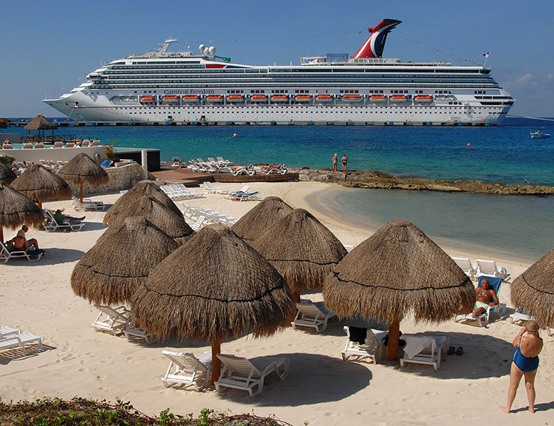 Croaziera 2027 - Caraibe si America Centrala (Norfolk, SUA) - Carnival Cruise Line - Carnival Freedom - 6 nopti