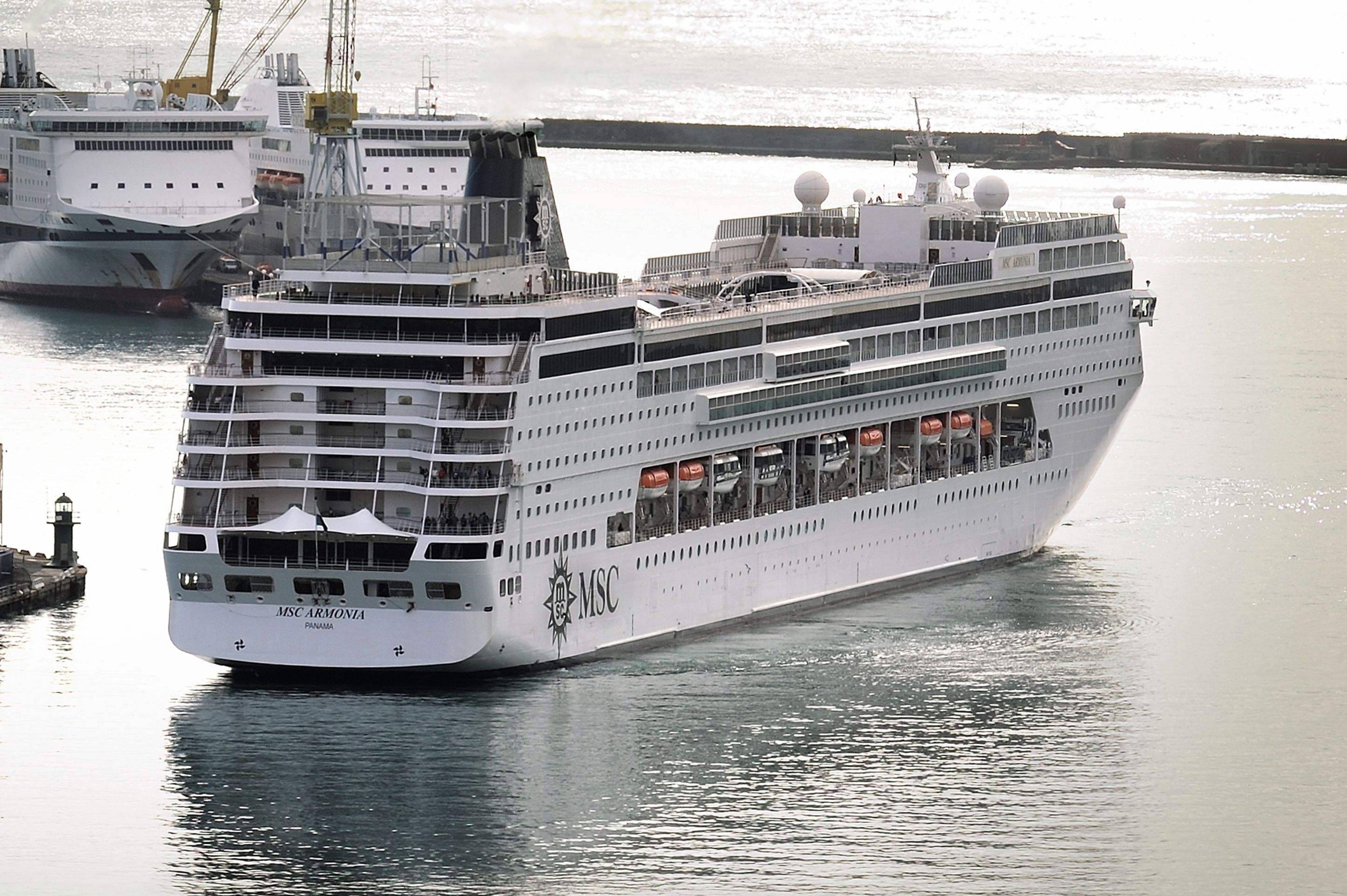 Croaziera 2026 - Mediterana (Brindisi, Italia) - MSC Cruises - MSC Armonia - 7 nopti