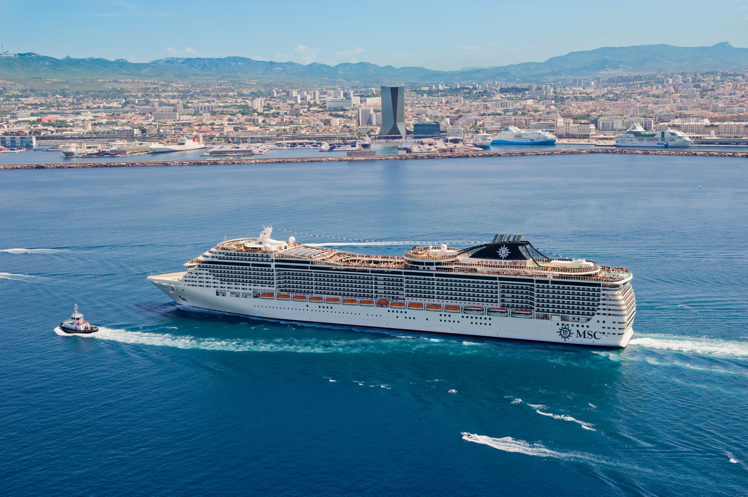 Croaziera 2026 - Repozitionari si Transoceanic (Genova, Italia) - MSC Cruises - MSC Divina - 16 nopti