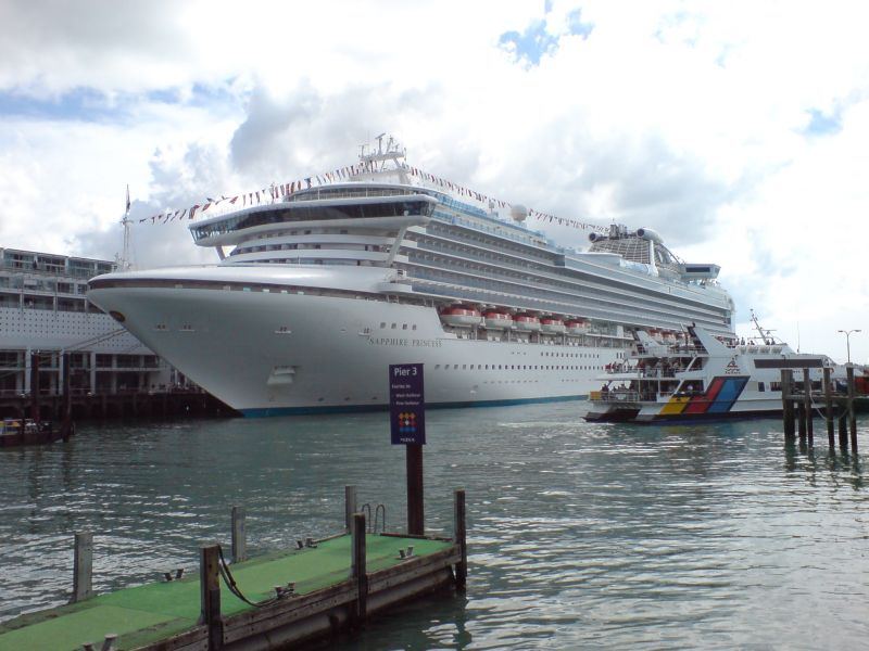Sapphire Princess