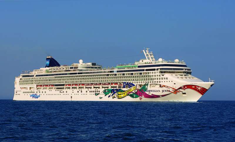 Croaziera 2028 - Repozitionari si Transoceanic (Southampton, Anglia) - Norwegian Cruise Line - Norwegian Jewel - 14 nopti