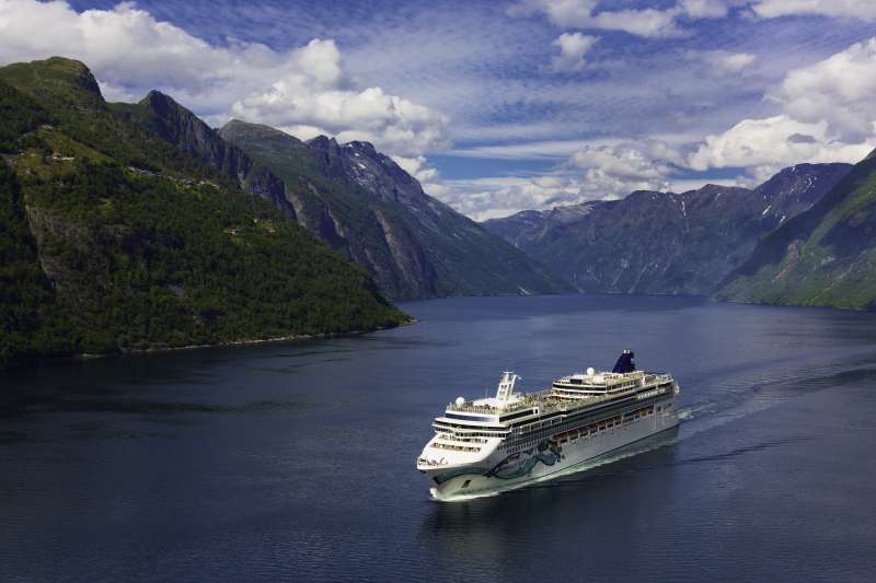 Croaziera 2028 - Alaska (Vancouver, Canada) - Norwegian Cruise Line - Norwegian Jade - 7 nopti