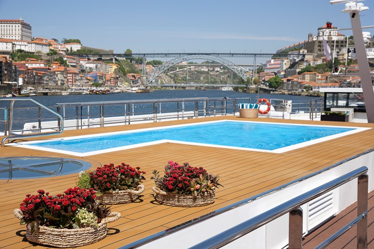Croaziera 2027 - Mediterana (Madrid ,Spania) - Uniworld River Cruises - S.S. São Gabriel - 19 nopti
