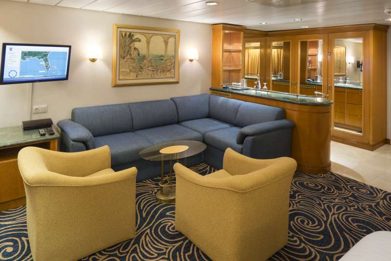 Croaziera 2027 - Mediterana (Atena (Piraeus), Grecia) - Royal Caribbean Cruise Line - Rhapsody of the Seas - 7 nopti