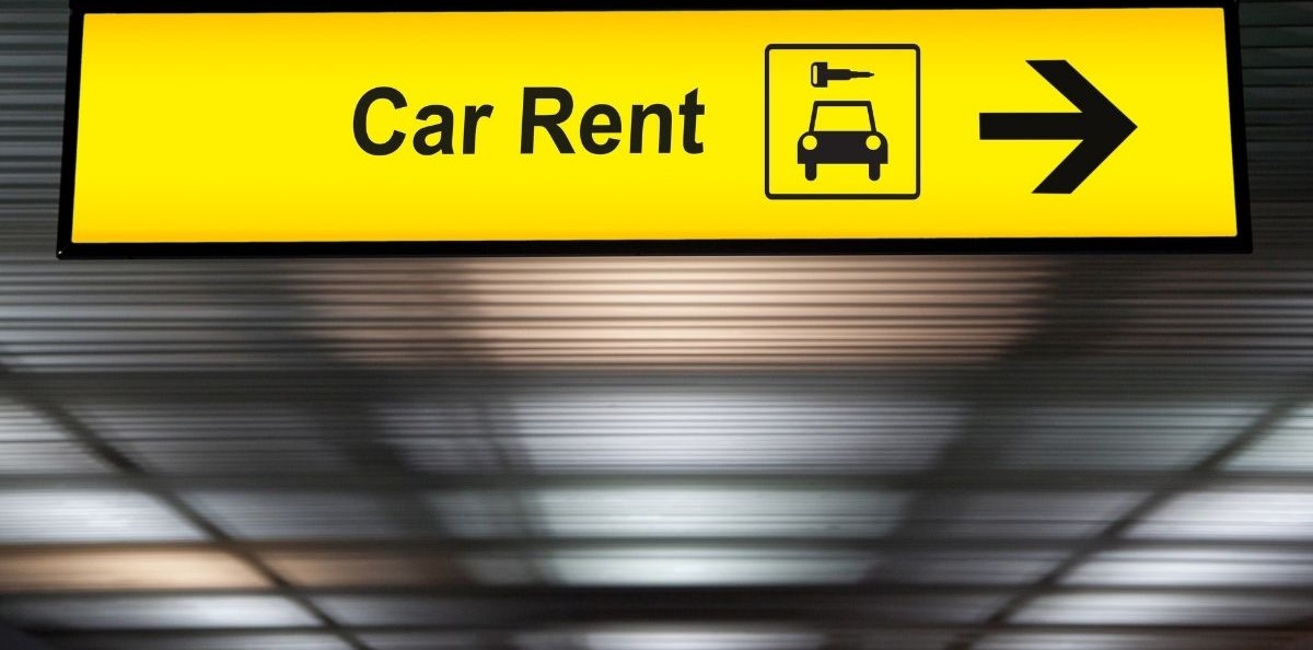 Ce trebuie să știi atunci când închiriezi o mașină în vacanță?